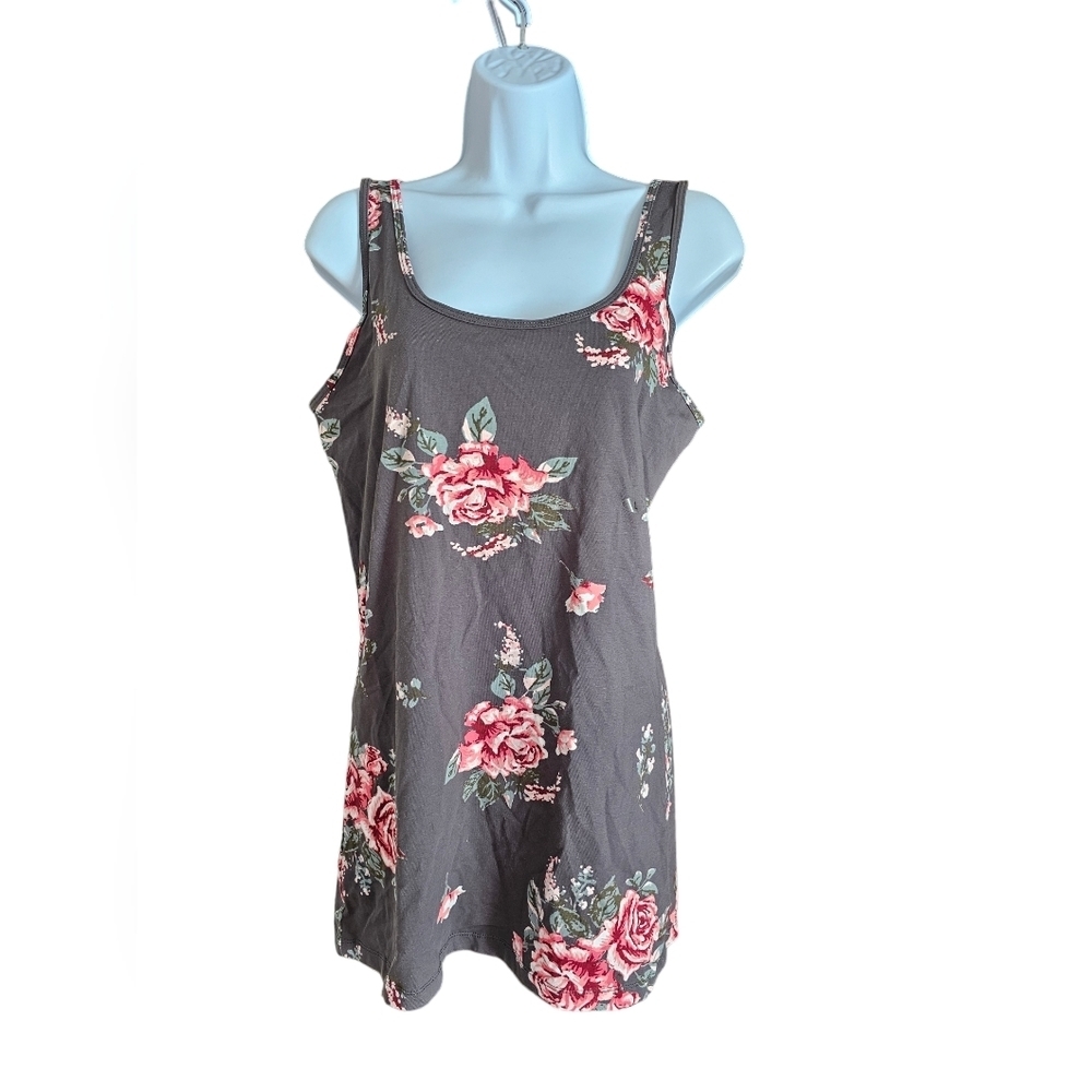 NWOT Maurices floral grey tank size large